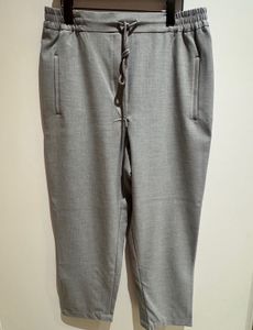Zara - Gray Cropped Casual Pants