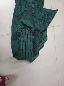 Green Floral Crop T-Shirt