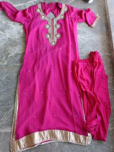 Beautiful Pink Embellished Kurta