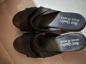 Stylish Black Wedge Sandals