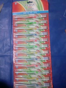 12 Pcs Pack Lumax Excite Toothbrush Pac