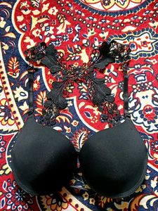 Elegant Black Lace Bra