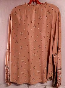 Branded Top With Pretty Colour N Beautiful Sleeves... Suitable For Summer