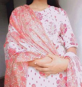 Elegant Printed Kurta Set