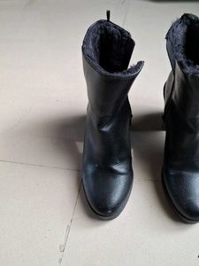 Black Faux Fur Lined Boots