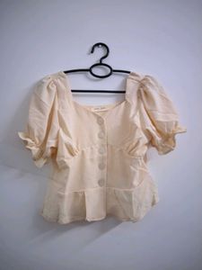 soft peach puff sleeve crop top