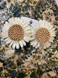 Daisy Flower Stud Earrings