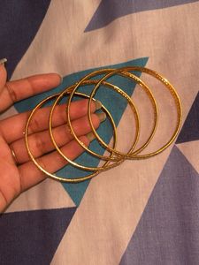 Set of 4 Sparkly Gold Bangles