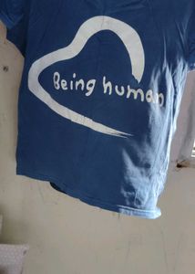 Bundle of 4 Graphic T-Shirts.. ## VERY BUMPER CLEA