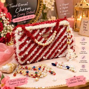 🌹Red & White handmade Striped Fuzzy Clutch