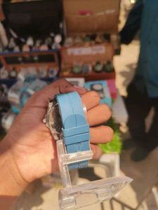 Teescrt Gold Watch