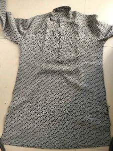 Stylish Grey Kurta with Wave Pattern