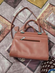 Hand bag