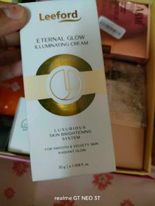 Illuminated Cream