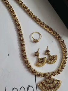 New Jeweled Necklace, Ring &amp; Earring Set