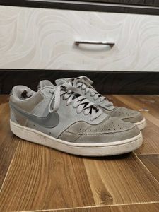 Nike Grey Sneakers