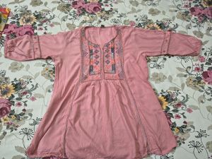 Embroidered Pink Kurta
