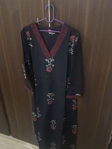 Elegant Dark Blue Floral Print Kurta