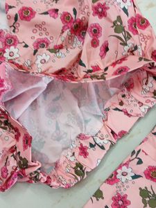 Bust 36 Chic Floral Print skirt Co-ord Set