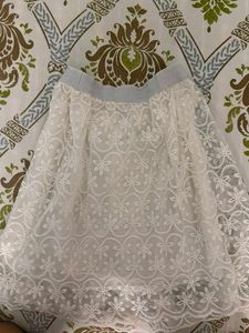 2000'sWhite Lace Midi Skirt