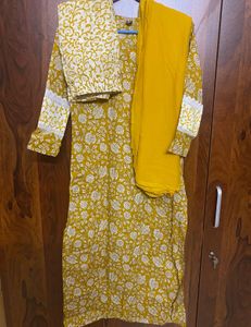 🔆Yellow Floral Kurta Set🔆