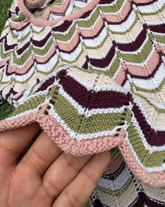 Retro Chevron Knit Cropped Top
