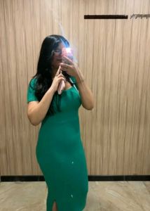 Stunning Emerald Green Midi Dress