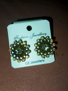 Sparkling Star &amp; Crystal stud Earrings