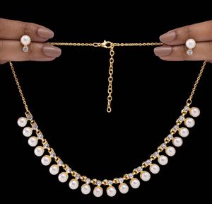 Elegant Pearl &amp; Crystal Necklace Set