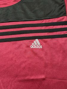 Adidas Men's Maroon T-Shirt