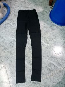 Black Color Leggings Pant