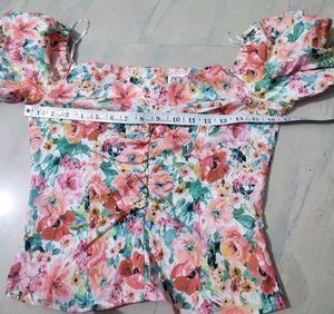 Floral Off-Shoulder Puff Sleeve Top