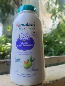 Himalaya Gentle Baby Powder