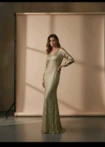 Elegant Gold Sequin Evening Gown