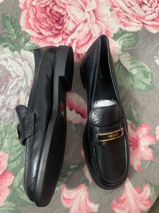 Pedro Black Leather Loafers