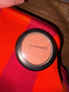 MAC Powder Blush