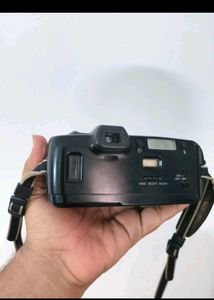Minolta Riva Zoom 105i Quartz Date Camera