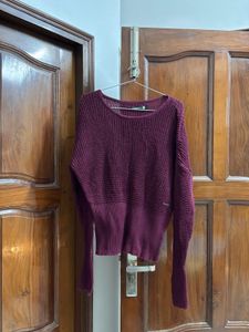 Chic Burgundy Knit Sweater