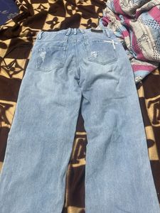 Light Wash Wide Leg Jeans with Belt