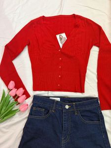 Chic Red Cropped Cardigan
