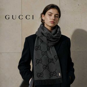 Gucci GG Logo Cashmere jacquard Scarf