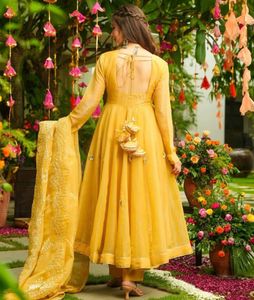 IDAHO Tavisi Yellow Suit Set