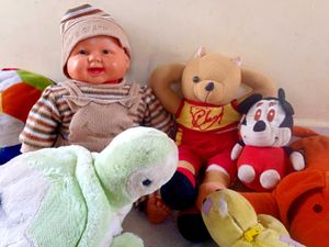 combo 7 PES Assorted Plush Toys Bundle