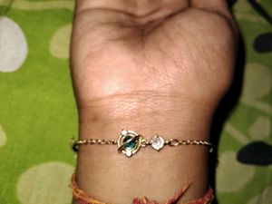 Delicate Gold Chain Bracelet with Charm