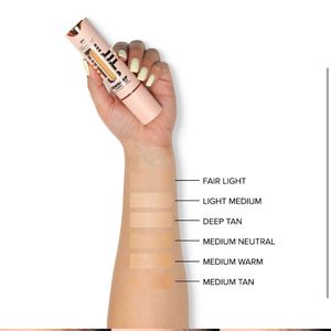 NEW! FOREVER52 Dewdrop Serum Foundation - Medium