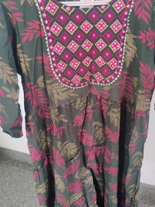 Embroidered Ethnic Kurta