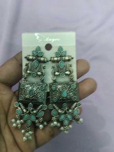 Stunning Teal Stone &amp; Pearl Earrings🤩