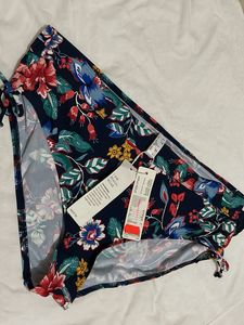 New with tag Navy Floral Bikini Bottoms