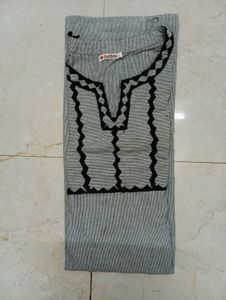 CLOTHES BUNDLE FOR RECYCLING / DONATION
