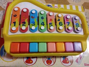 Musical Toy Piano &amp;